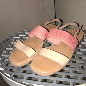 Gap Women’s Strappy Sandals